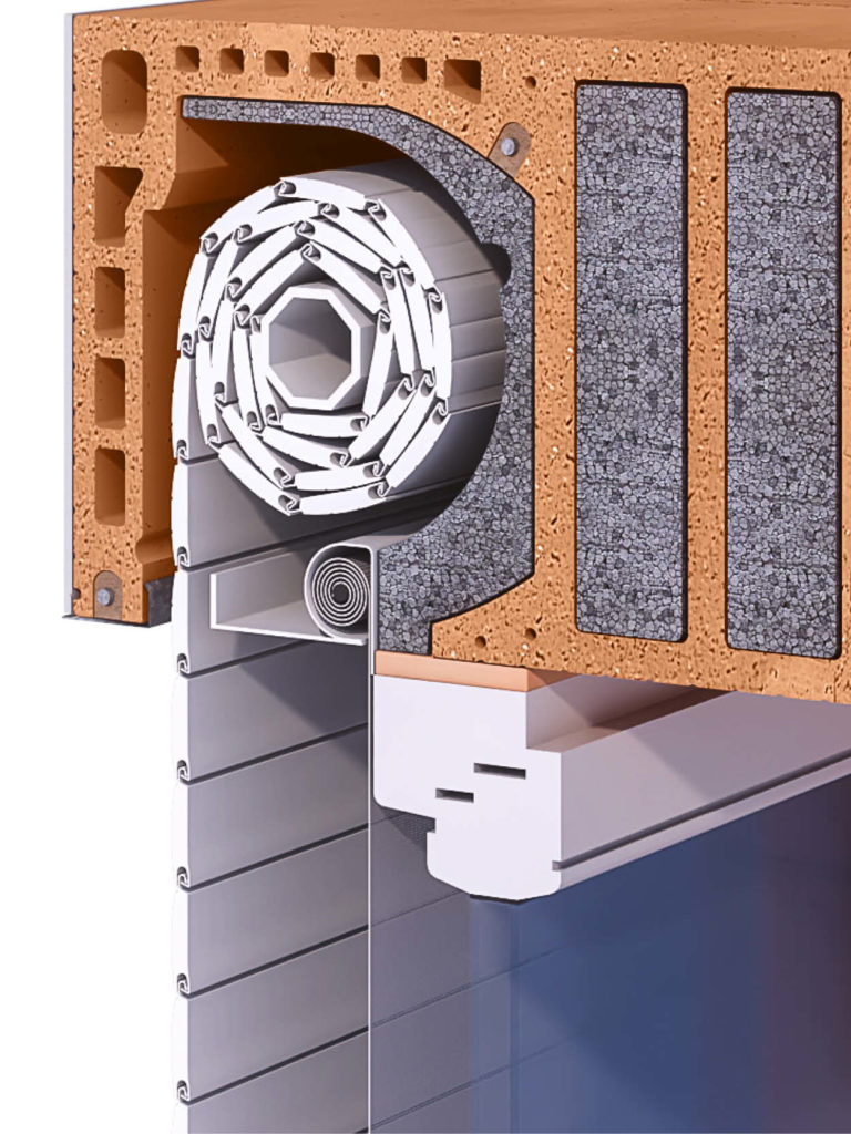 Insektengitter-Rollo im Ziegel-Rollladenkasten integriert