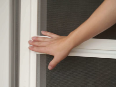 Insektenschutz Schiebetür Griffleiste