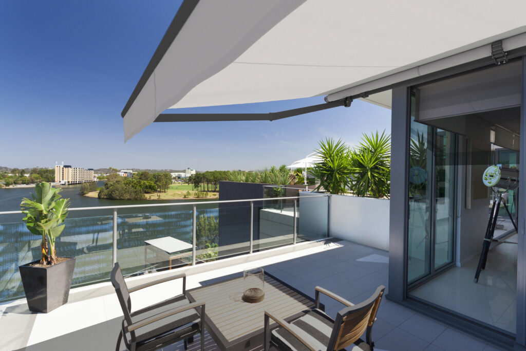 Offene Gelenkarmmarkise / TO 1010 A